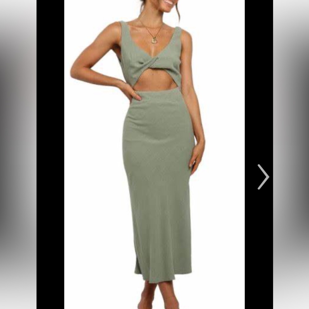 MIDI Cutout Dress